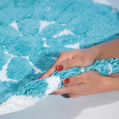 2pc Bursting Flower Bath Rug Set - Chesapeake Merchandising - Image 2